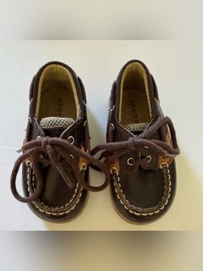 Boys 3 month brown leather SPERRY shoes